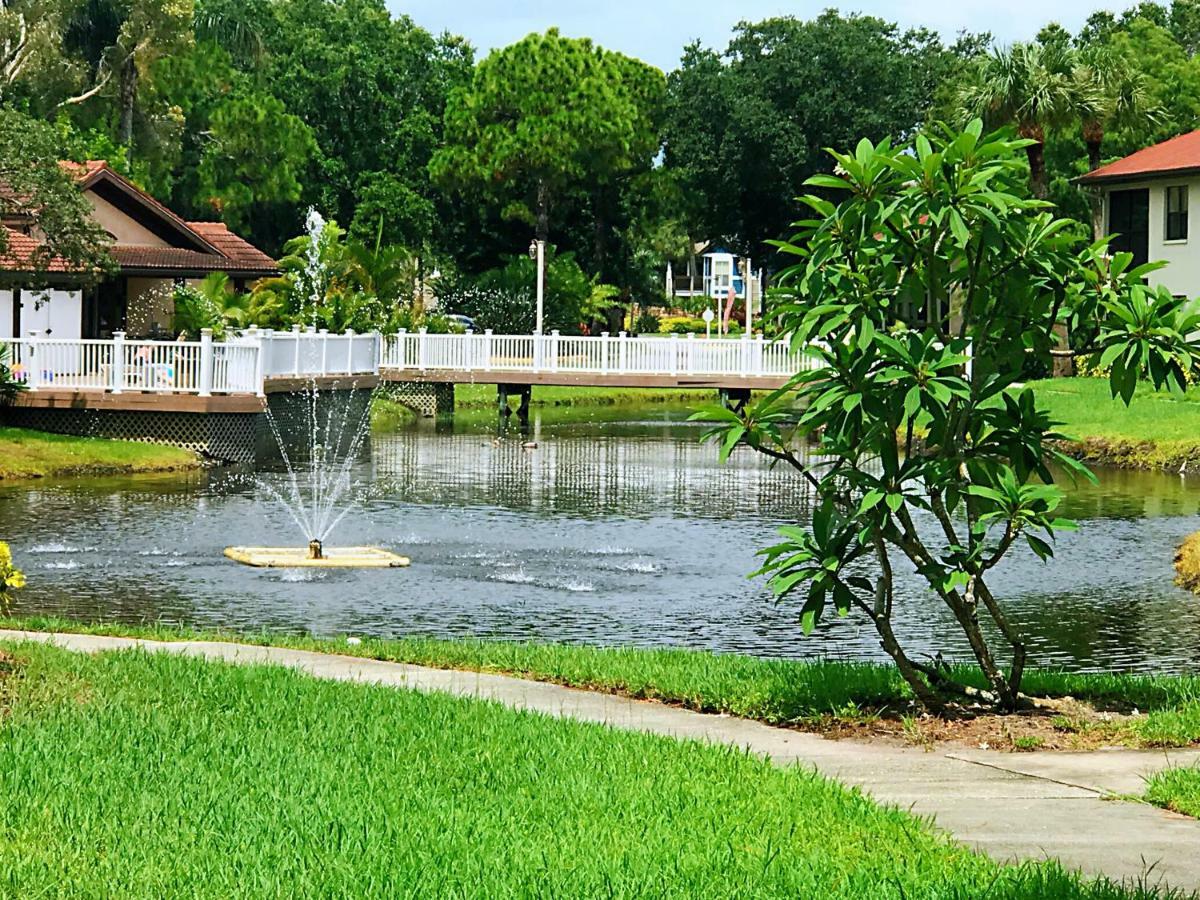 Shorewalk Full Condo Lake View Near To Beach Img 브레던톤 외부 사진